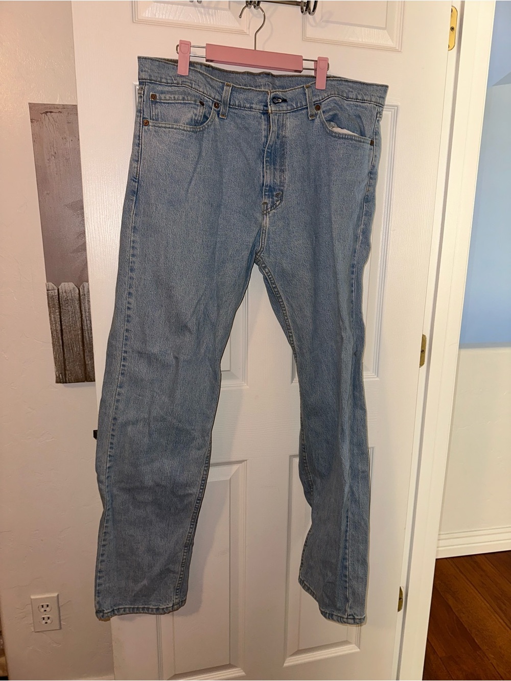 Levi's Men's Light Blue Relaxed Fit Jeans